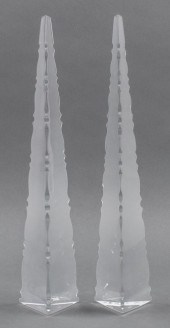 BACCARAT CRYSTAL GLASS OBELISK