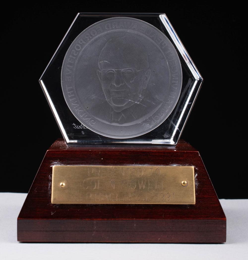 BACCARAT CRYSTAL NORMAN VINCENT