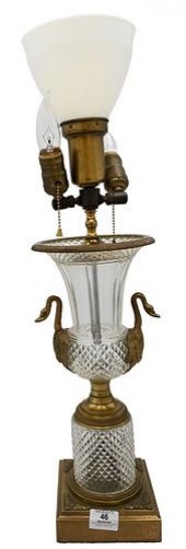 BACCARAT CRYSTAL URN FORM TABL