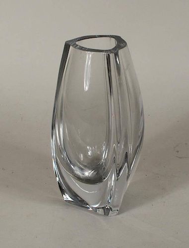 BACCARAT CRYSTAL VASEBaccarat