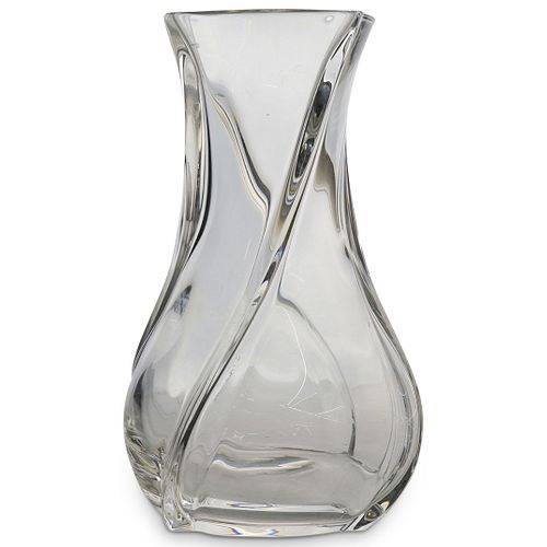 BACCARAT CRYSTAL VASEDESCRIPTION: A