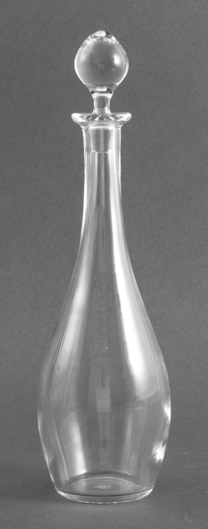 BACCARAT CRYSTAL WINE DECANTER