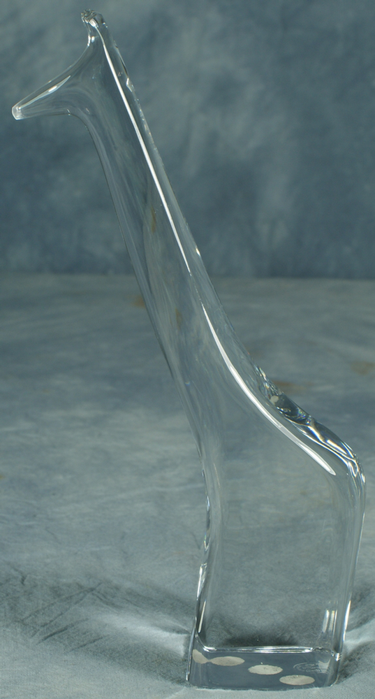 Baccarat giraffe figurine, 7" tall