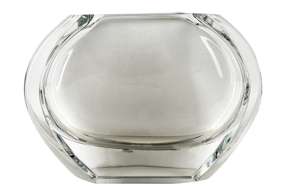 BACCARAT GLASS VASEsigned