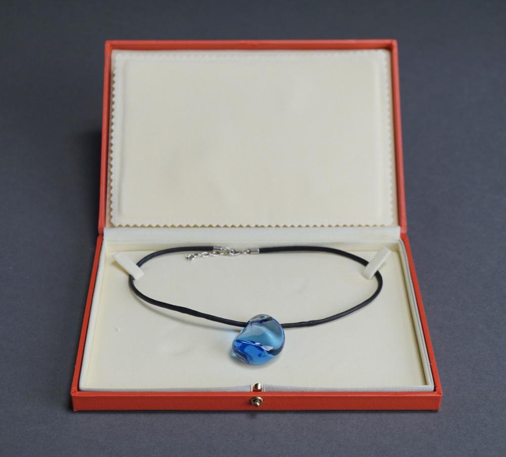 BACCARAT SKY BLUE CRYSTAL PENDANT