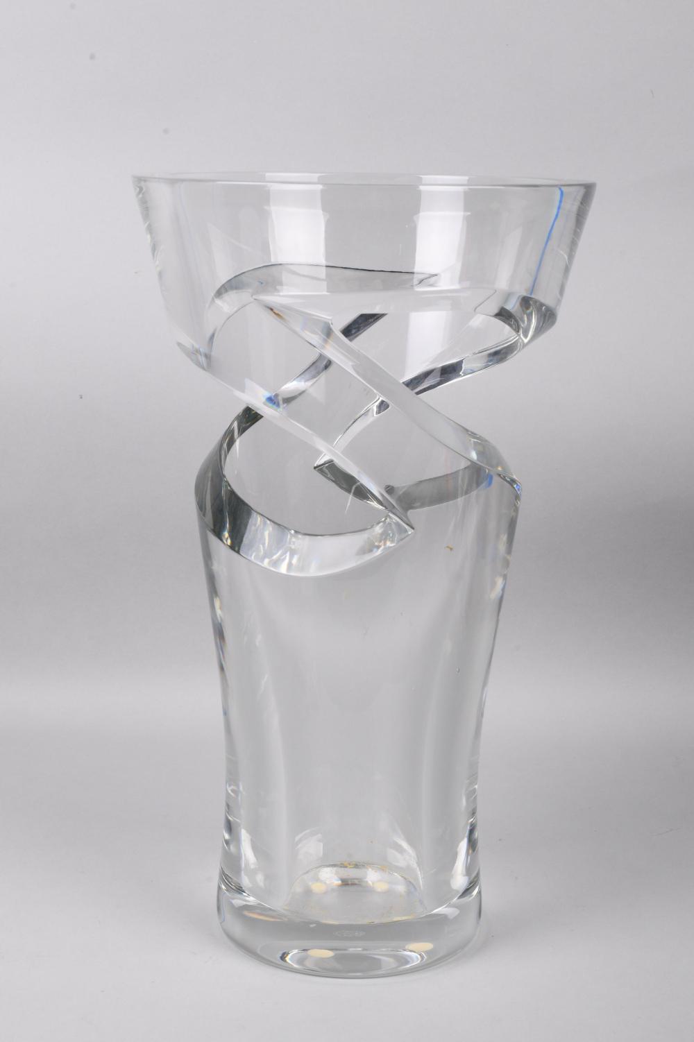 BACCARAT 'TORNADO' LARGE CRYSTAL