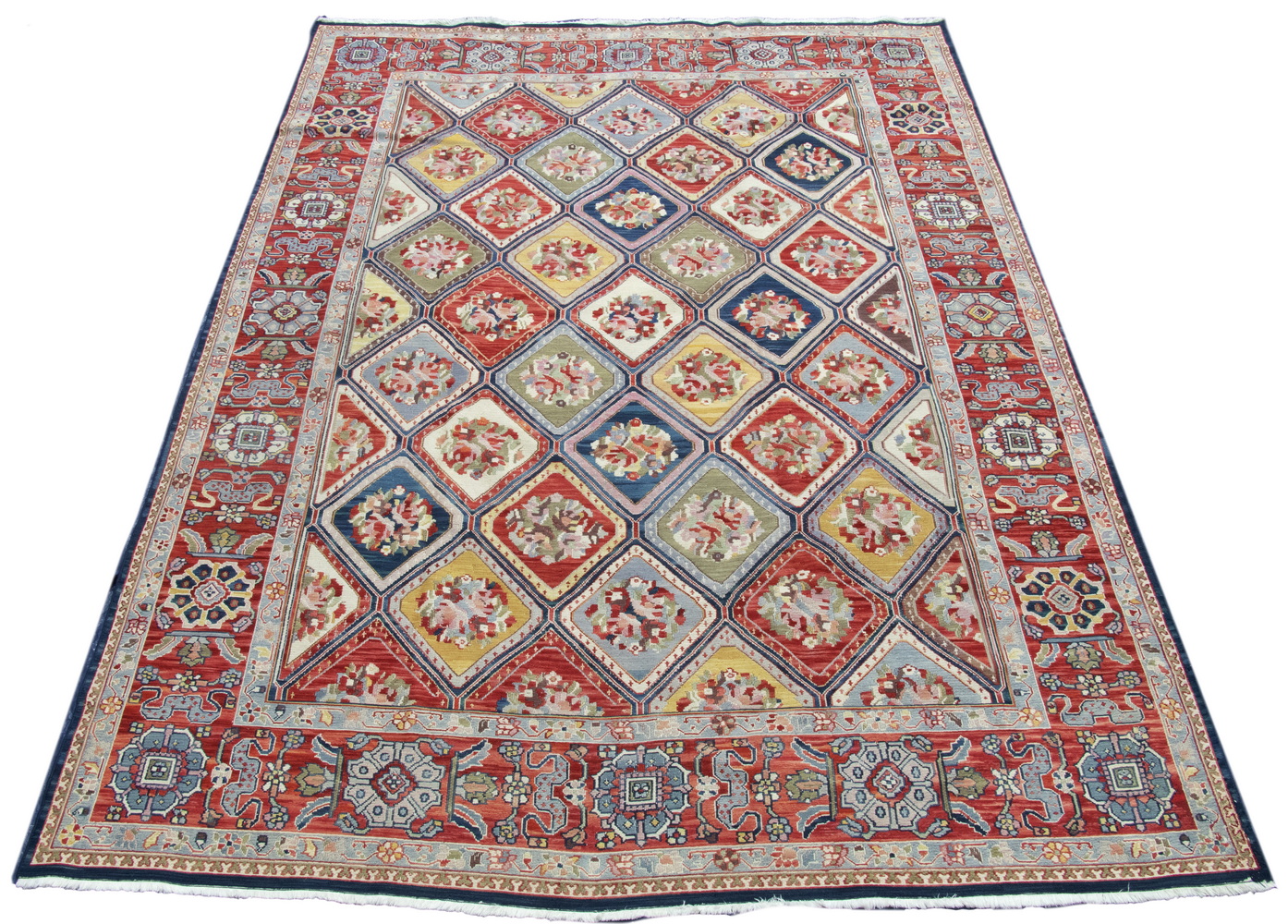 BAHKTIARI STYLE CARPET (8'6" X