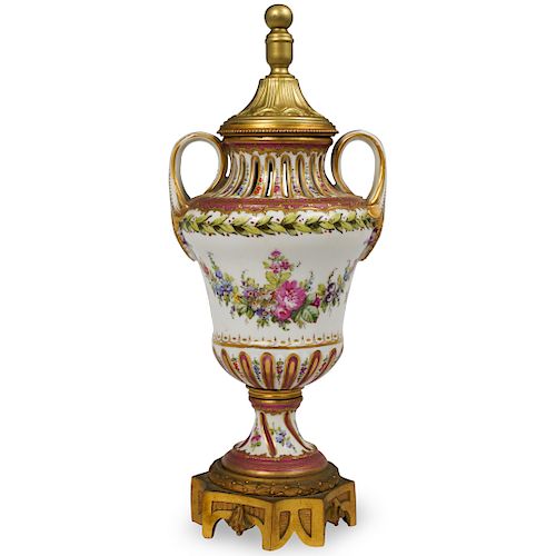 BAILEY BANKS HAND PAINTED PORCELAIN