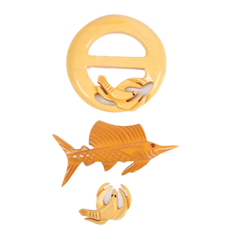 BAKELITE 3PC OCEAN THEMED GROUP:
