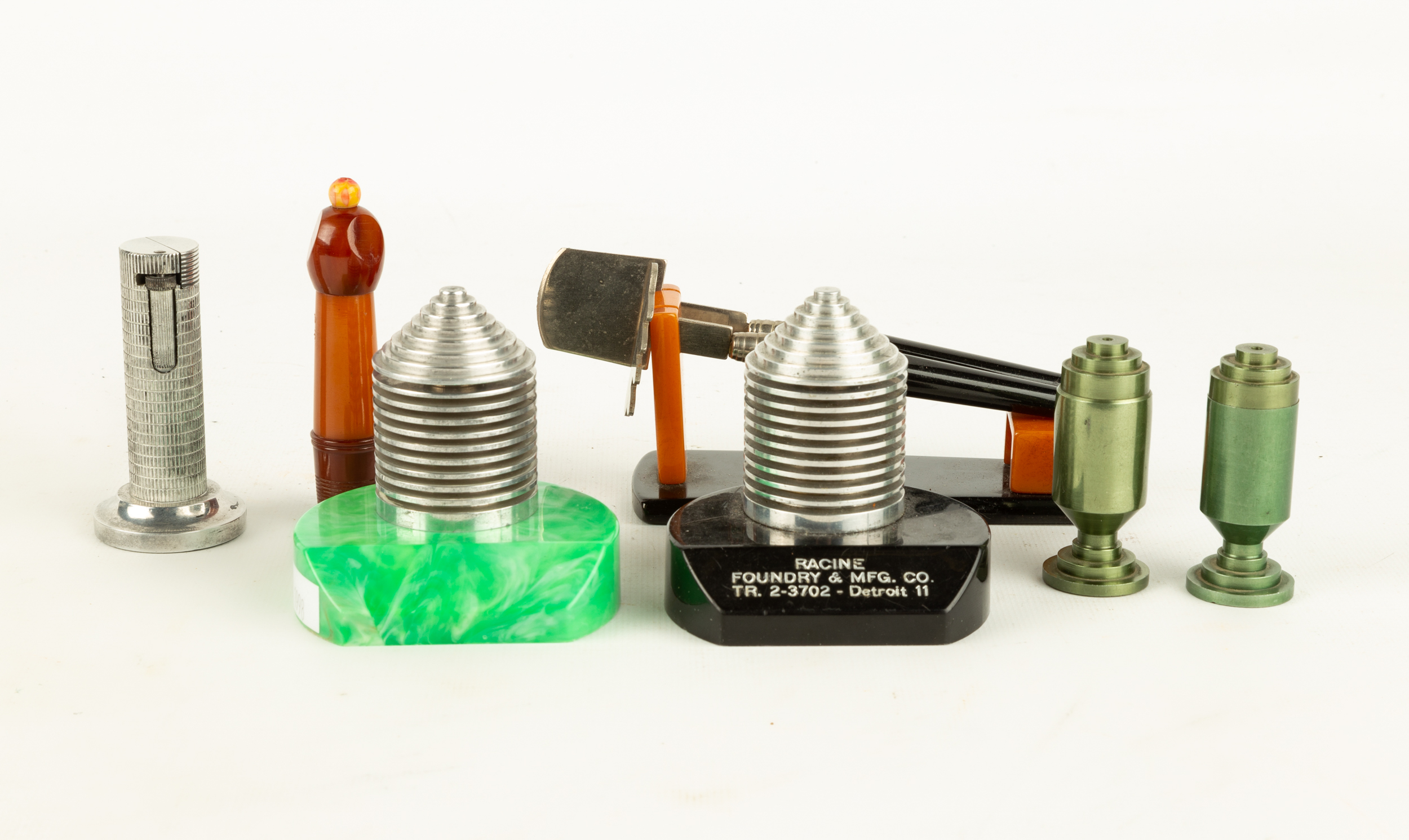 BAKELITE SCALES, LIGHTER, AND