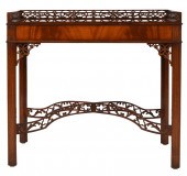 BAKER CHINESE CHIPPENDALE-STYL