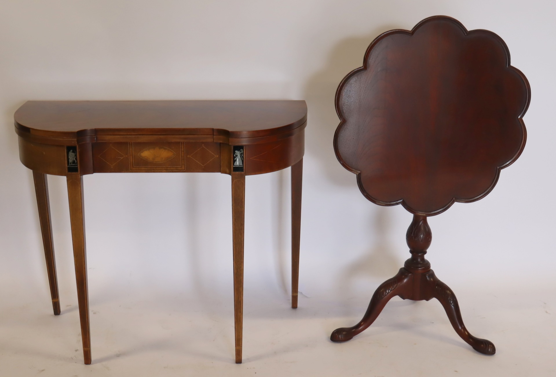 BAKER SIGNED MAHOGANY TILT TOP &