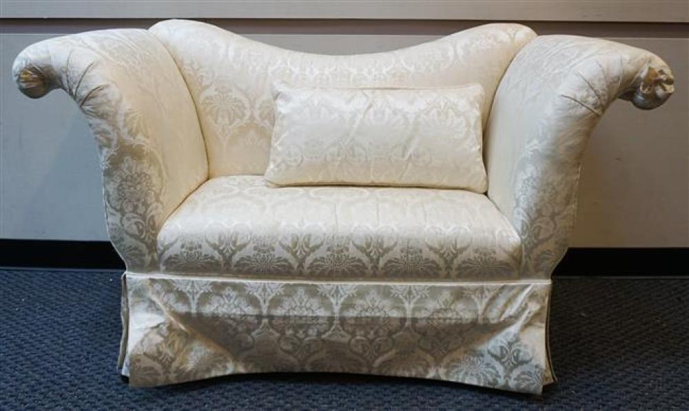 BAKER UPHOLSTERED SETTEEBaker