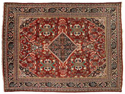 Baktiari carpet, diamond central