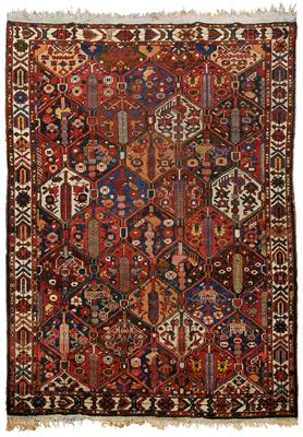 Baktiari rug, repeating floral,