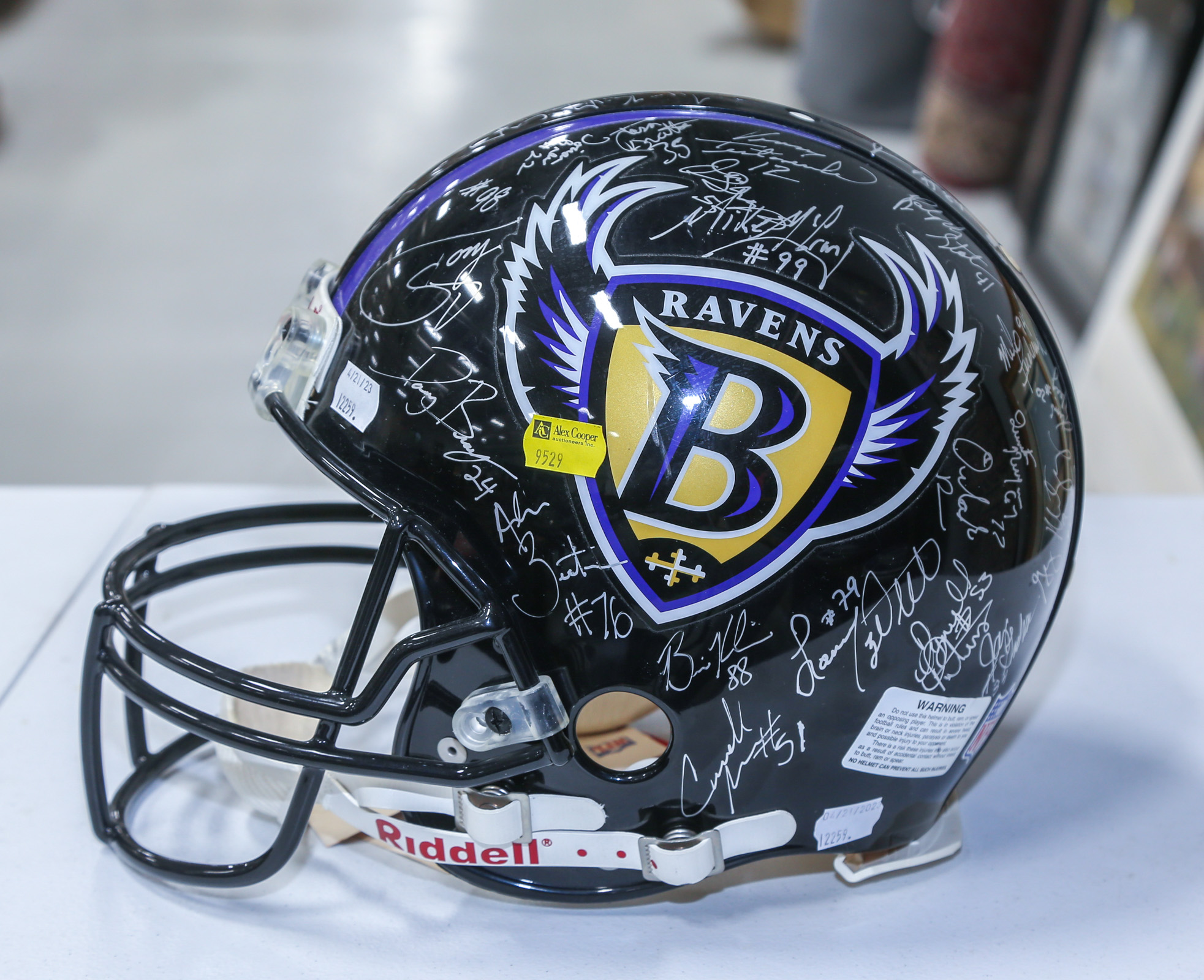 BALTIMORE RAVENS TEAM-SIGNED