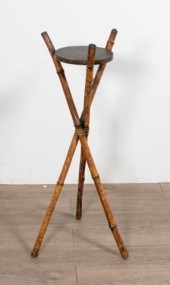 BAMBOO TRIPOD PLANT STANDBambo