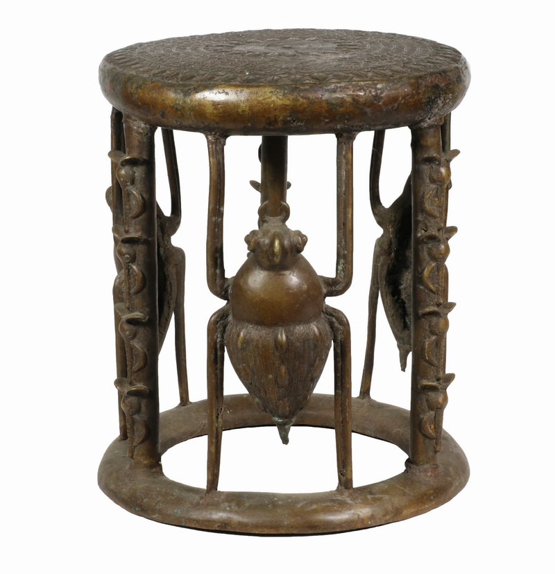 BAMELEKE BRONZE STOOL Grasslands of