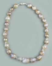 BAROQUE FRESHWATER PEARL NECKL