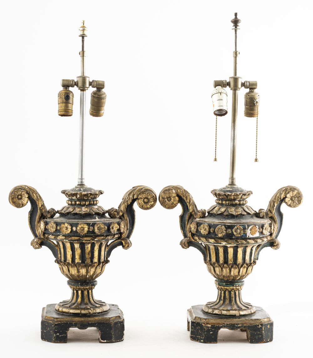 BAROQUE GILTWOOD URN TABLE LAMPS,