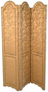 BAROQUE STYLE BRASS TACKED FLO