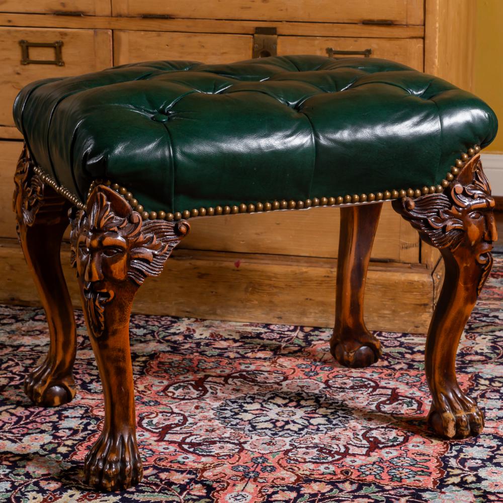 BAROQUE-STYLE CARVED WOOD