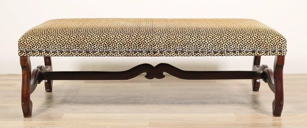 BAROQUE STYLE CHEETAH PRINT BEDROOM