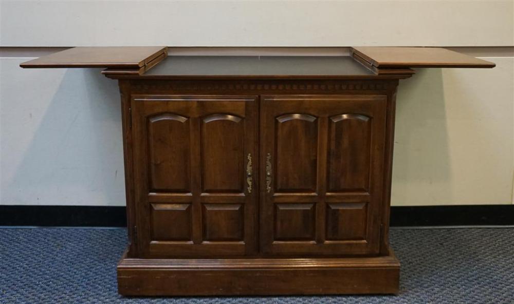 BAROQUE STYLE FRUITWOOD FAUX SLAT