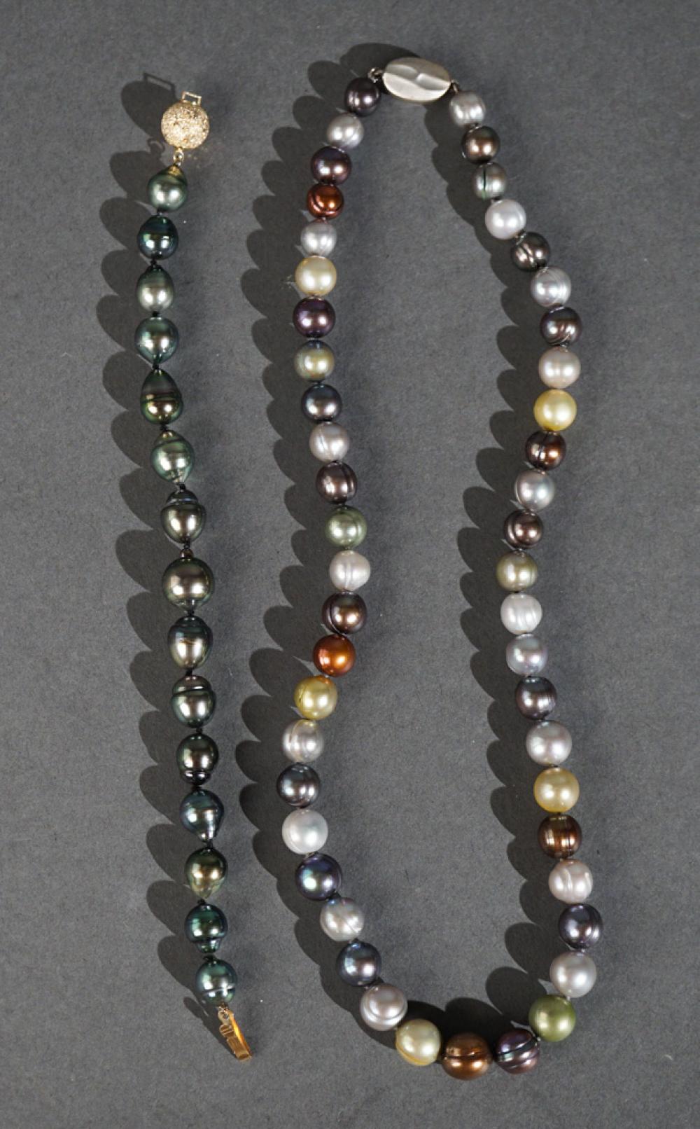 BASE METAL AND MULTICOLOR BAROQUE