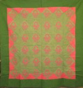 BASKET PATTERN QUILT WITH GREE
