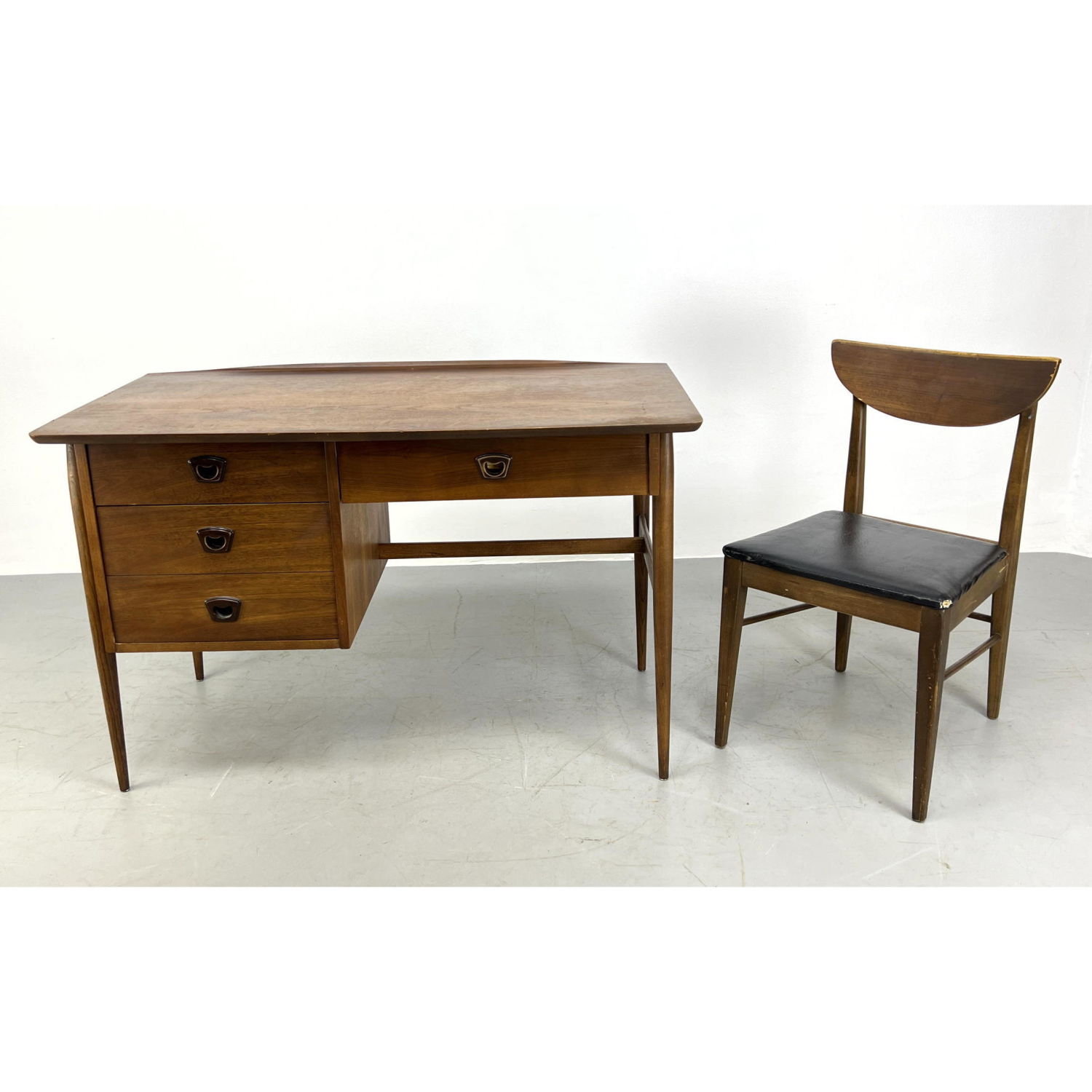 BASSETT American Modern Walnut Desk