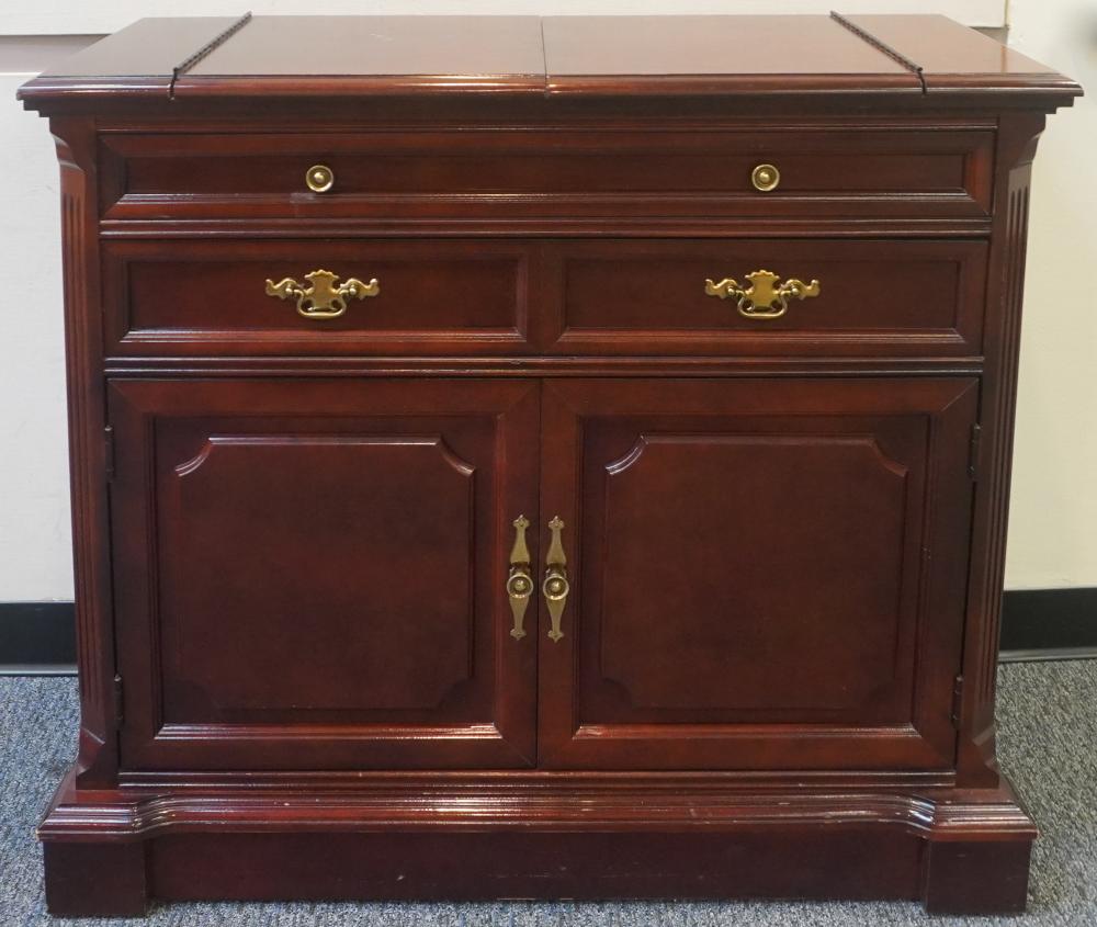 BASSETT MAHOGANY SERVER 36 X 40 X