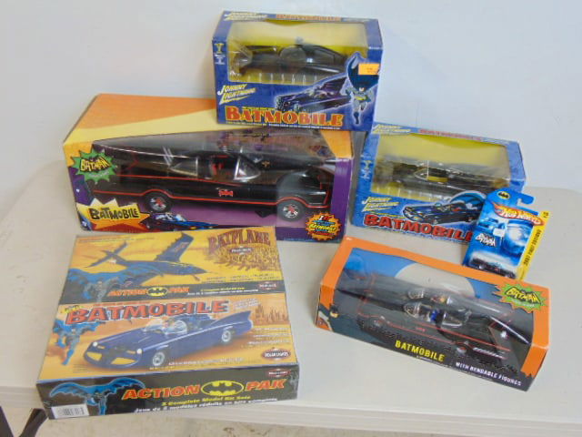 BATMAN TOY LOT, 4 BATMOBILES &