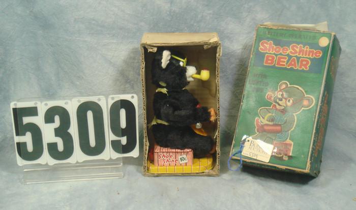 Battery operated Shoe Shine Bear,