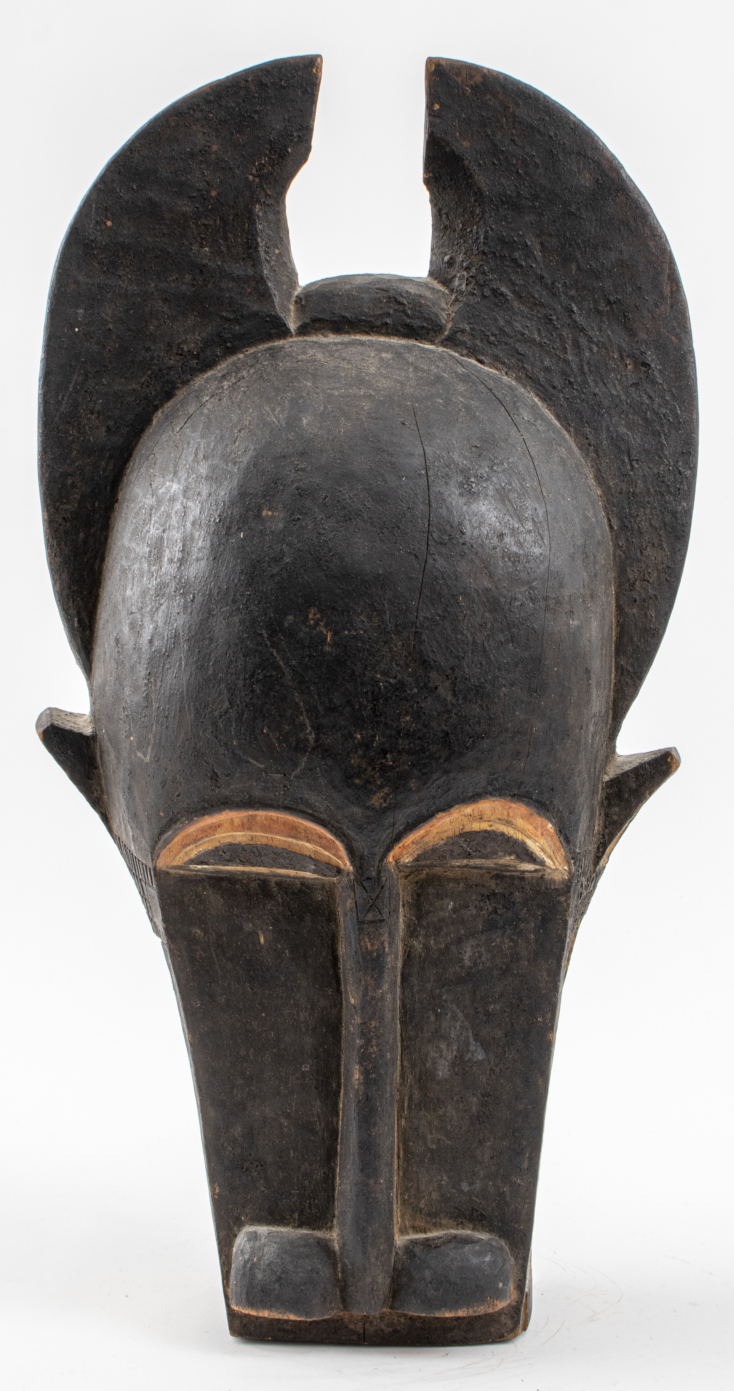 BAULE CARVED WOODEN BO NUN AMUIN