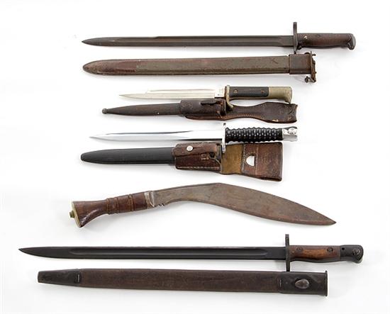 Bayonets and Gurkha knife WWI