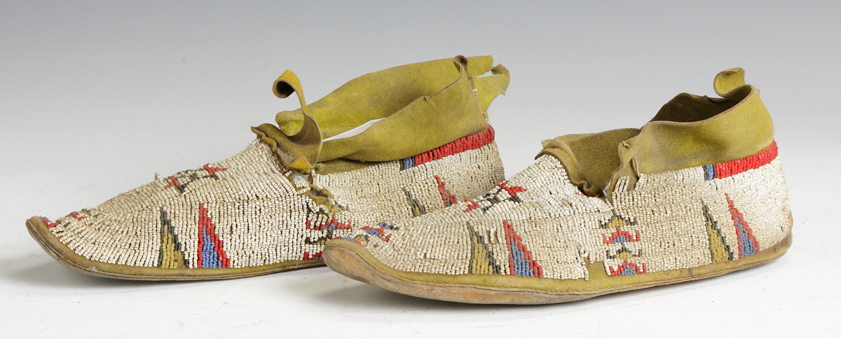 Beaded Cheyenne Moccasins Click