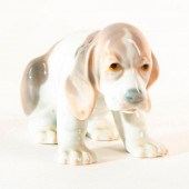 BEAGLE PUPPY SITTING 1001071 -