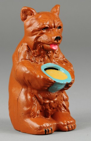BEAR WITH HONEY POT STILL BANK