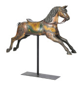 BEAUTIFUL WOODEN CAROUSEL HORS