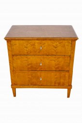 BEIDERMEIER COMMODEwith three