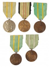 BELGIUM: WORLD WAR II MEDALS B