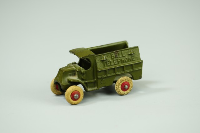 BELL TELEPHONE TRUCK Hubley c.