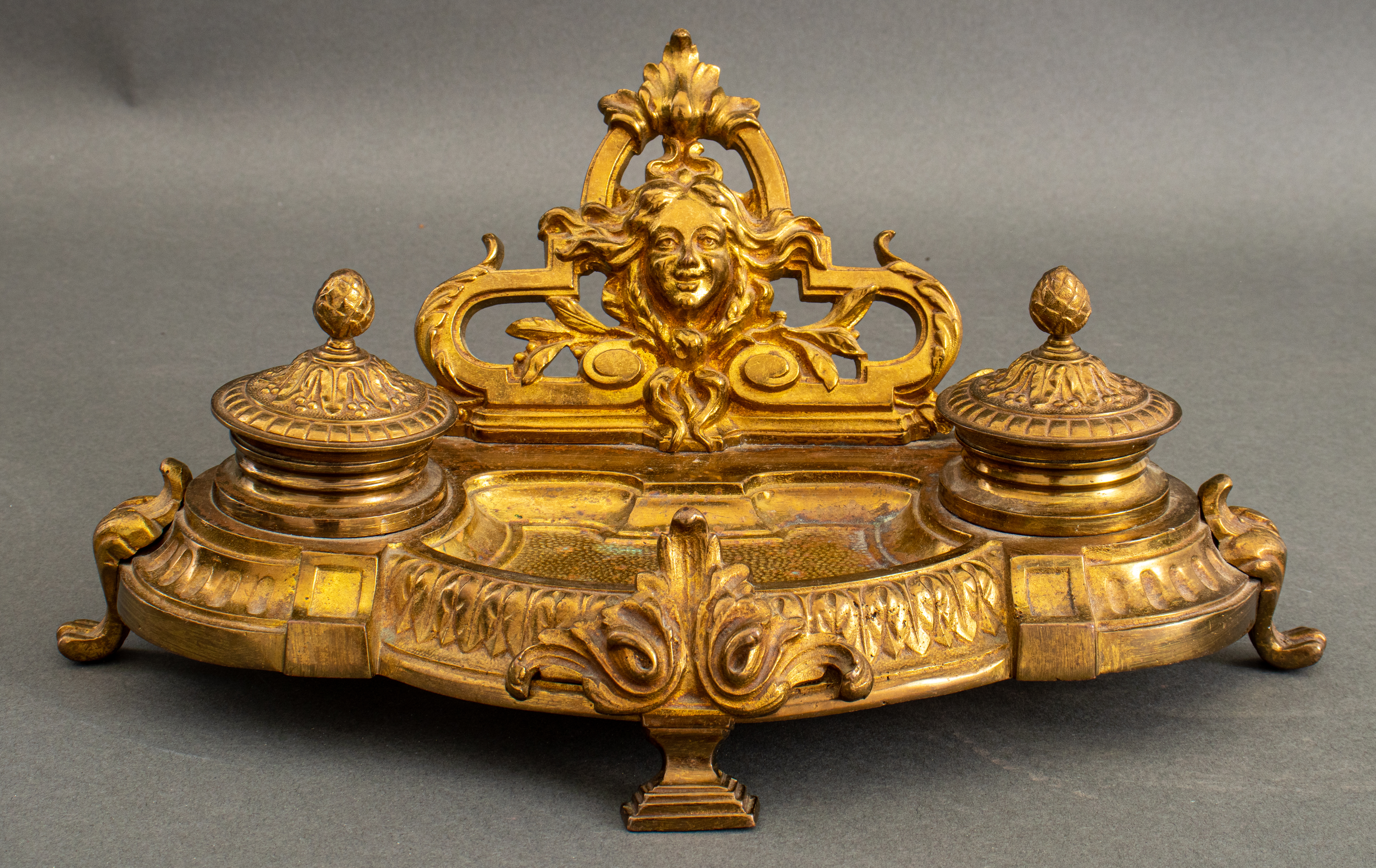BELLE EPOQUE ORMOLU ENCRIER OR DESK