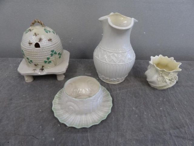 Belleek. 4 Pieces.Includes a