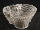 BELLEEK PORCELAIN SHAMROCK BAS