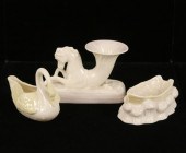 Belleek porcelain trinkets; se