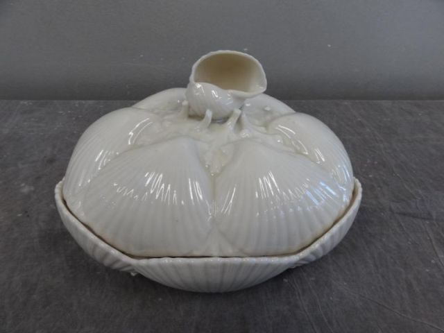 Belleek. Shell Biscuit Box.First