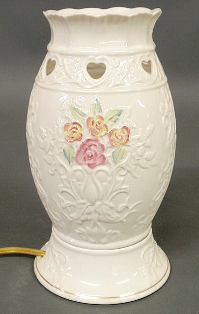 Belleek two-piece table lamp in the