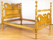 BENCH MADE PAINTED ROPE BEDBen